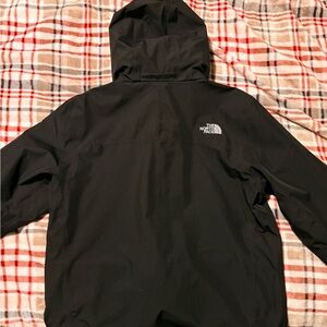 The North Face Men's Black Raincoat
